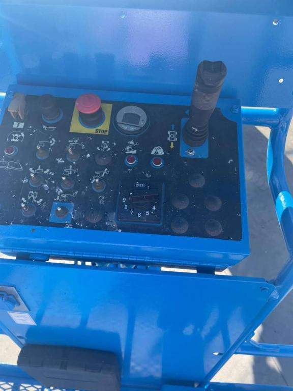 Xe nâng người nhiều khớp nối Genie Z34/22N: hình 7 Xe nâng người nhiều khớp nối Genie Z34/22N: hình 7