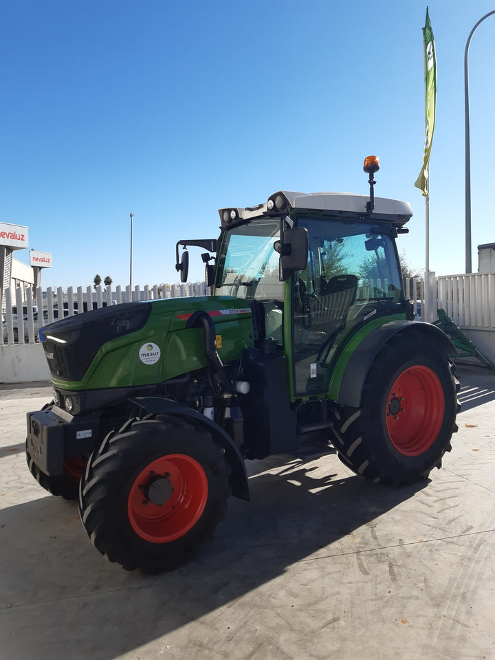 Fendt 211P - Máy cày: hình 2 Fendt 211P - Máy cày: hình 2