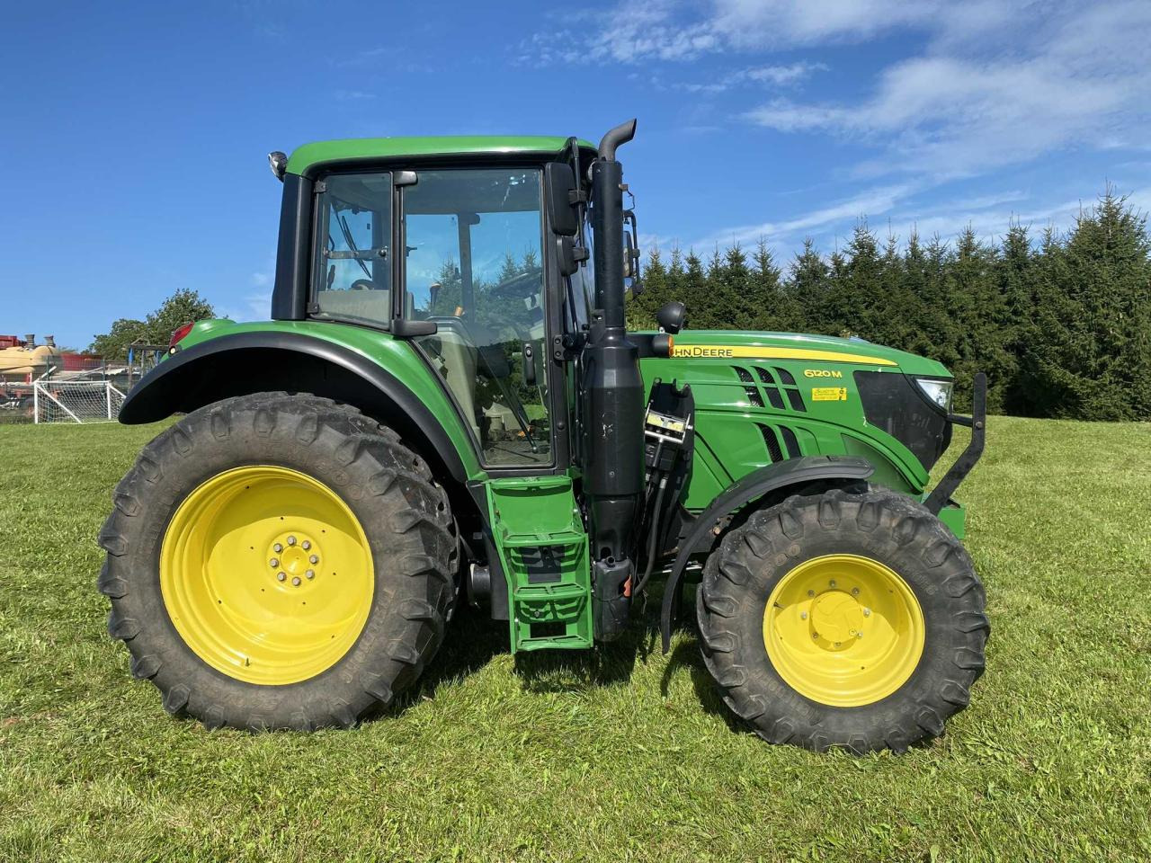 John Deere 6120M - Máy cày: hình 5 John Deere 6120M - Máy cày: hình 5