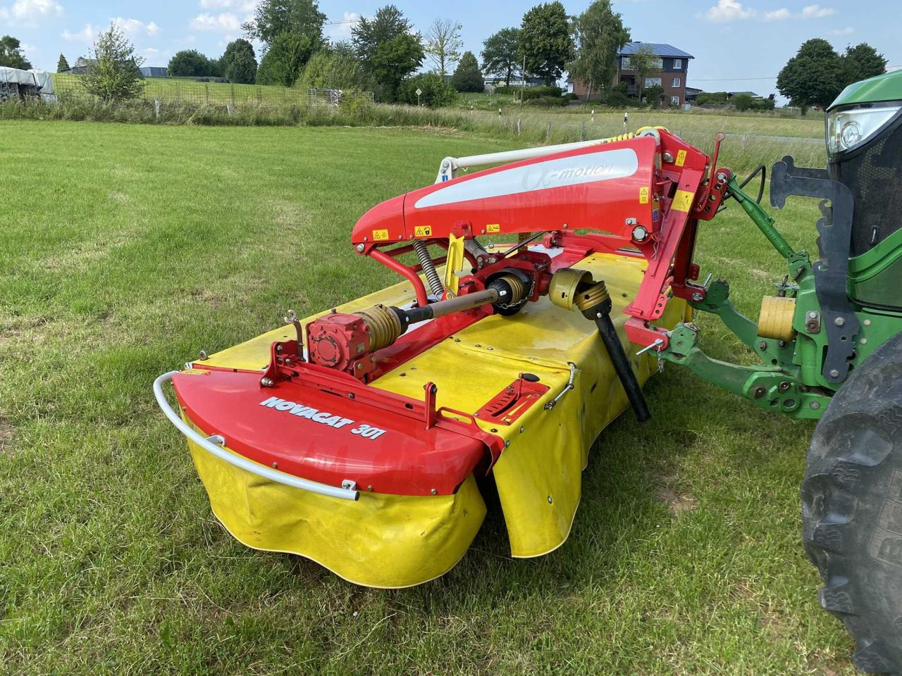 Pöttinger NOVACAT 301 alpha-mo - Máy cắt cỏ: hình 1 Pöttinger NOVACAT 301 alpha-mo - Máy cắt cỏ: hình 1