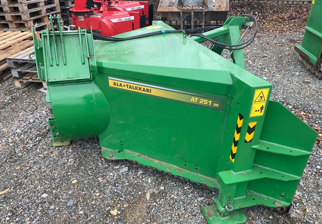 Ala-TalkkariAT-251 2g - Máy thổi tuyết: hình 1 Ala-TalkkariAT-251 2g - Máy thổi tuyết: hình 1