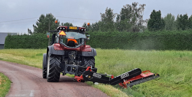 IlsboM160 Standart - Dàn băm cỏ địa hình nghiêng: hình 4 IlsboM160 Standart - Dàn băm cỏ địa hình nghiêng: hình 4