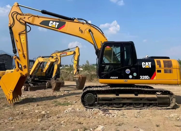 CATERPILLAR heavy Excavator CAT 320d 320D2 320D2L 323D 325d Original US Used CAT 320d Excavator 20Tons Excavator CAT320C 320D 320d2 on sale - Máy xúc bánh xích: hình 1 CATERPILLAR heavy Excavator CAT 320d 320D2 320D2L 323D 325d Original US Used CAT 320d Excavator 20Tons Excavator CAT320C 320D 320d2 on sale - Máy xúc bánh xích: hình 1