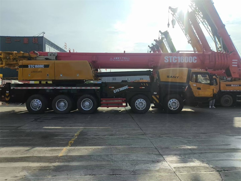 SANY STC1000 100Ton STC1300 130Ton Used Truck Crane - Cẩu bánh lốp: hình 4 SANY STC1000 100Ton STC1300 130Ton Used Truck Crane - Cẩu bánh lốp: hình 4