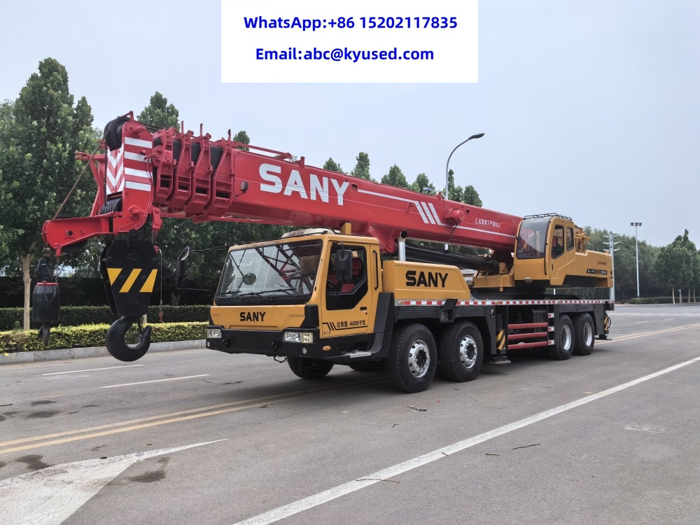 SANY STC750 STC800 STC1000 STC1300 75TON 70TON 80TON 100T 130T - Cẩu bánh lốp: hình 5 SANY STC750 STC800 STC1000 STC1300 75TON 70TON 80TON 100T 130T - Cẩu bánh lốp: hình 5