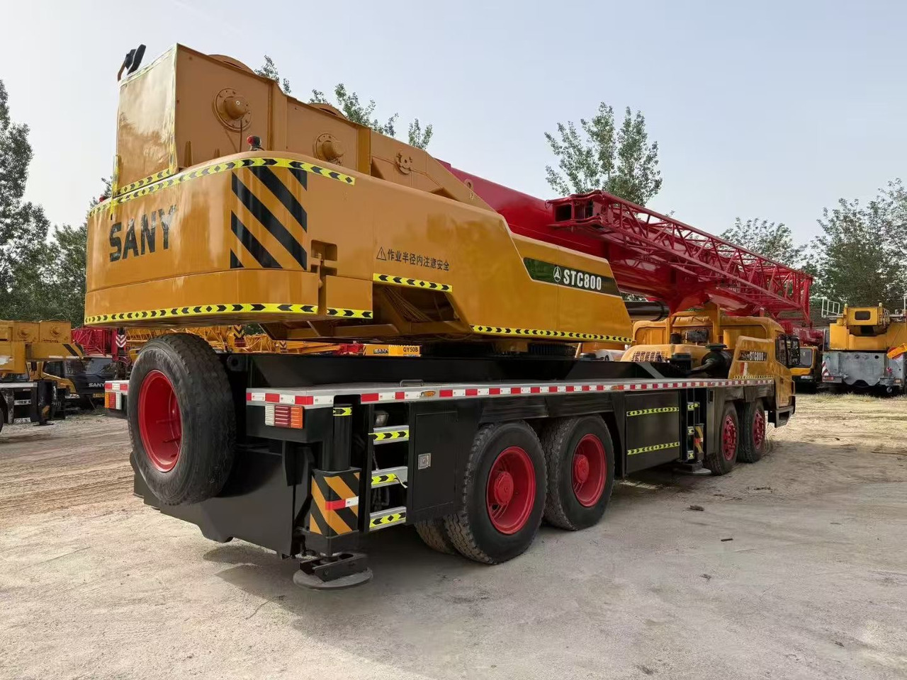 SANY STC800 STC800E STC800T STC80T5 STC800H STC750 75 ton 80ton truck crane - Cẩu bánh lốp: hình 4 SANY STC800 STC800E STC800T STC80T5 STC800H STC750 75 ton 80ton truck crane - Cẩu bánh lốp: hình 4