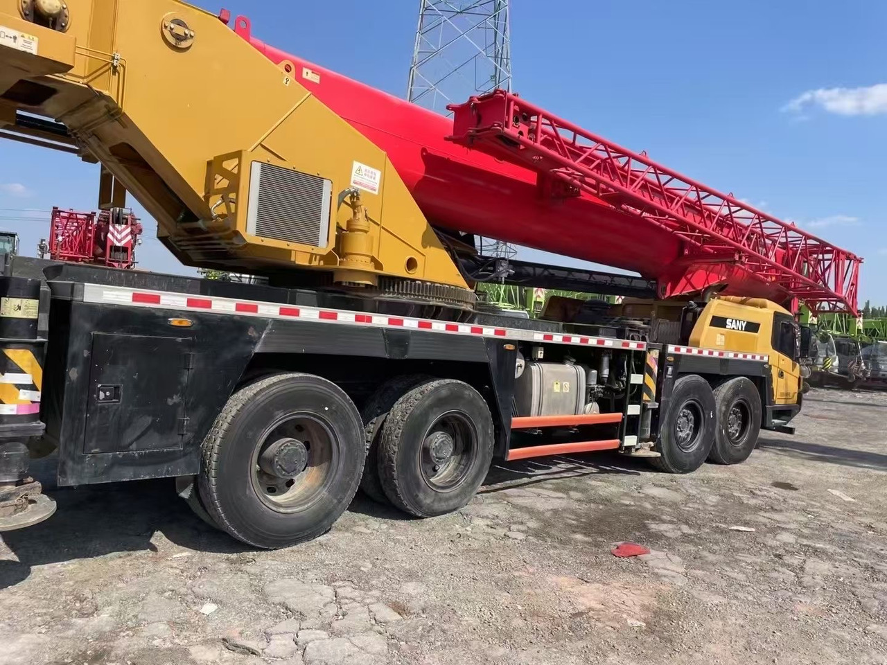 SANY STC800T5 80 ton STC800T6 STC800 STC750 truck crane - Cẩu bánh lốp: hình 2 SANY STC800T5 80 ton STC800T6 STC800 STC750 truck crane - Cẩu bánh lốp: hình 2
