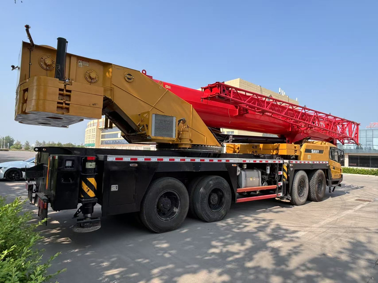 SANY STC800T6 STC80T6 STC800T5 STC80T5 80ton truck crane - Cẩu bánh lốp: hình 4 SANY STC800T6 STC80T6 STC800T5 STC80T5 80ton truck crane - Cẩu bánh lốp: hình 4