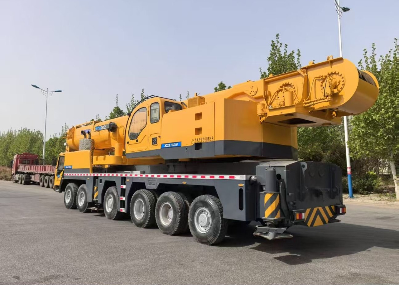 XCMG QY130K 130 ton 120 ton 140ton 150ton 160ton 200t truck crane - Cẩu bánh lốp: hình 2 XCMG QY130K 130 ton 120 ton 140ton 150ton 160ton 200t truck crane - Cẩu bánh lốp: hình 2