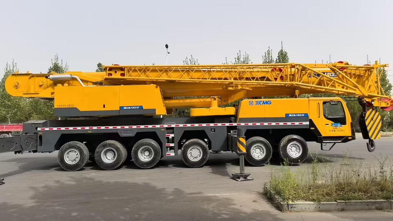 XCMG QY130K 130 ton 120 ton 140ton 150ton 160ton 200t truck crane - Cẩu bánh lốp: hình 5 XCMG QY130K 130 ton 120 ton 140ton 150ton 160ton 200t truck crane - Cẩu bánh lốp: hình 5