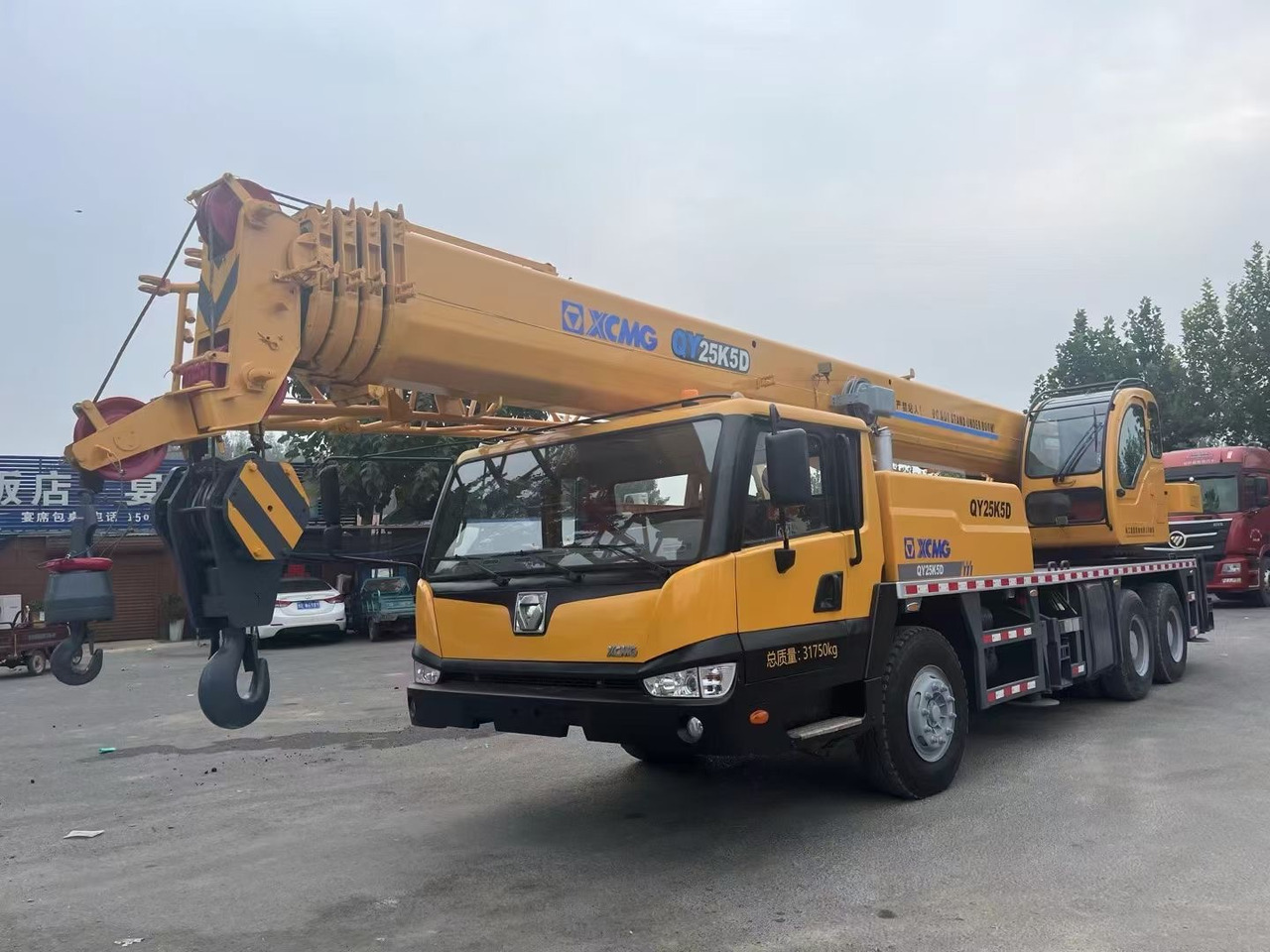 XCMG QY25K5D QY25K5C QY25K5-1 25 TON TRUCK CRANE - Cẩu bánh lốp: hình 1 XCMG QY25K5D QY25K5C QY25K5-1 25 TON TRUCK CRANE - Cẩu bánh lốp: hình 1