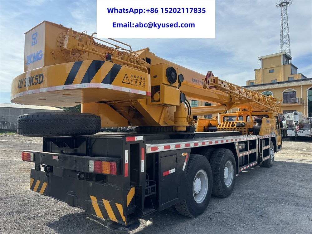 XCMG QY30K5D QY30K 30ton - Cẩu bánh lốp: hình 4 XCMG QY30K5D QY30K 30ton - Cẩu bánh lốp: hình 4