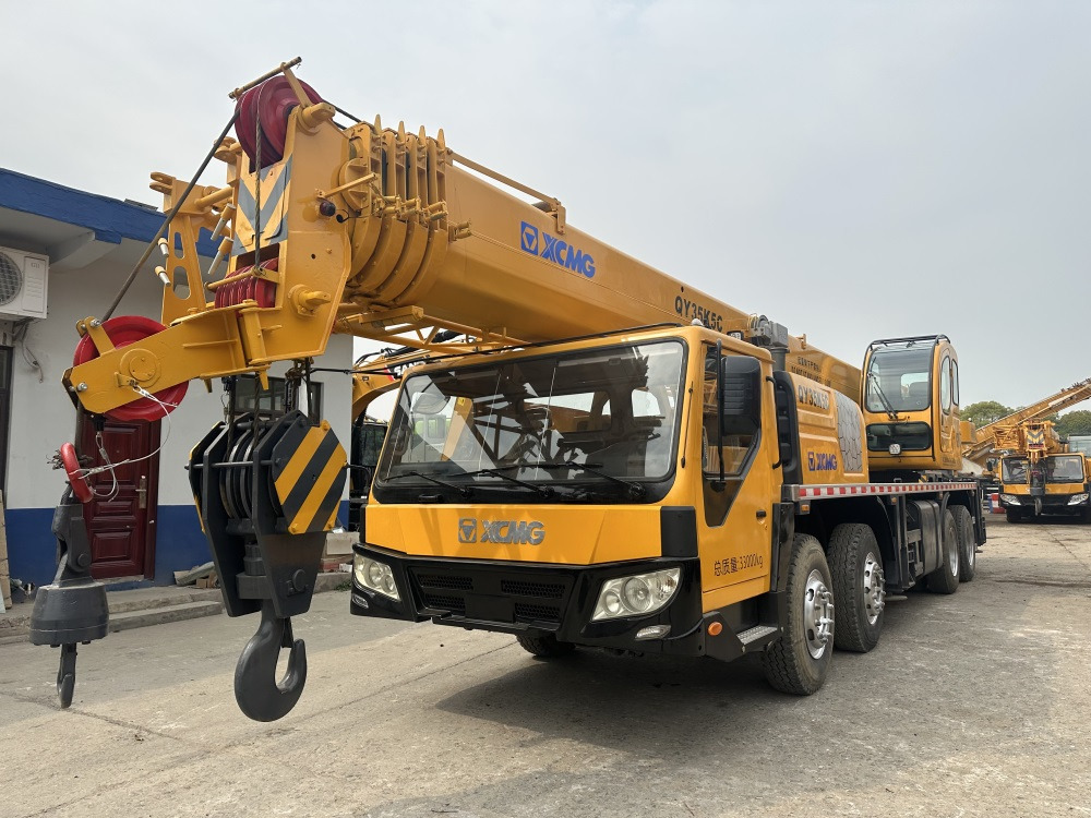 XCMG QY35K xct35l5 qy35k5c 35 ton truck crane - Cẩu bánh lốp: hình 1 XCMG QY35K xct35l5 qy35k5c 35 ton truck crane - Cẩu bánh lốp: hình 1