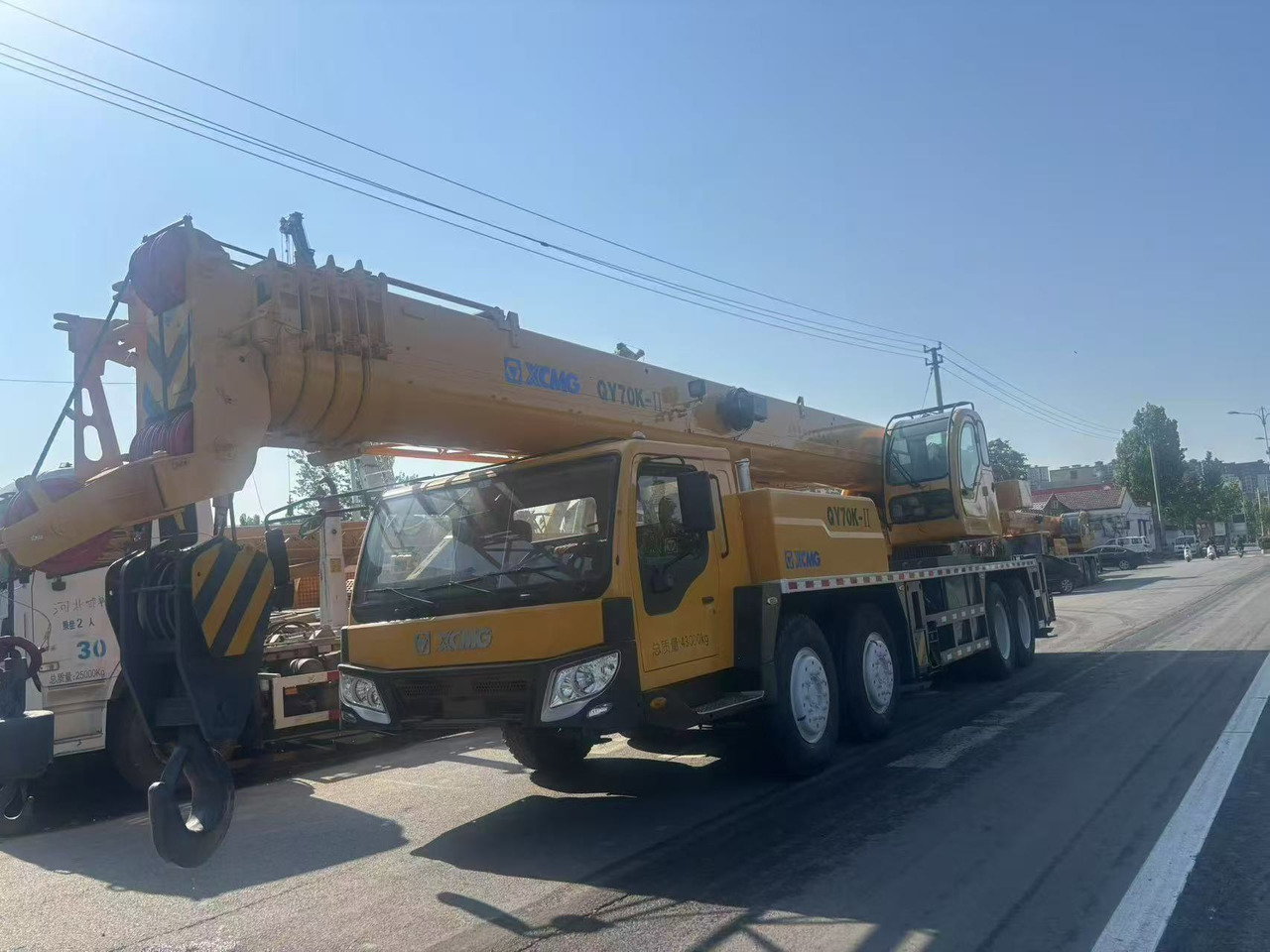 XCMG QY70K-1 QY70K QY80K 70ton 80ton Used Truck Mobile Crane - Cẩu bánh lốp: hình 4 XCMG QY70K-1 QY70K QY80K 70ton 80ton Used Truck Mobile Crane - Cẩu bánh lốp: hình 4