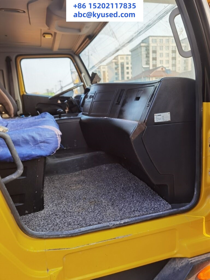 XCMG XCT100 100T crane - Cẩu bánh lốp: hình 4 XCMG XCT100 100T crane - Cẩu bánh lốp: hình 4