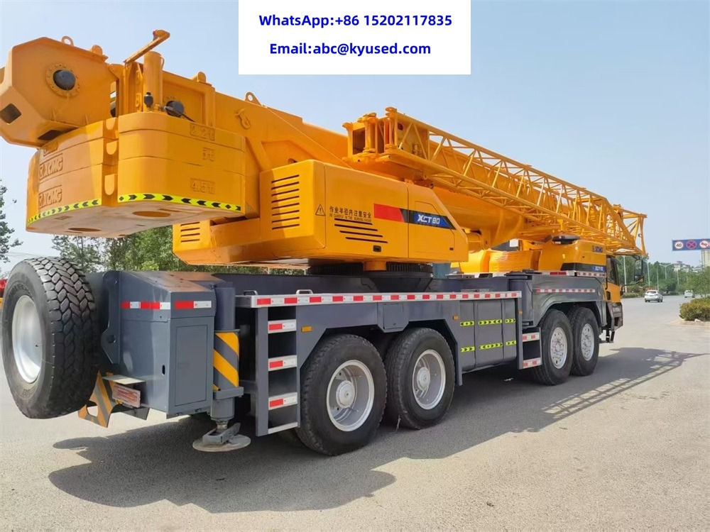 XCMG XCT80 - Cẩu bánh lốp: hình 2 XCMG XCT80 - Cẩu bánh lốp: hình 2