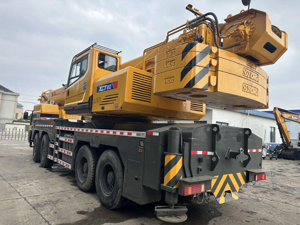 XCMG XCT80 XCT80 QY80K QY75K 80 ton truck crane - Cẩu bánh lốp: hình 3 XCMG XCT80 XCT80 QY80K QY75K 80 ton truck crane - Cẩu bánh lốp: hình 3