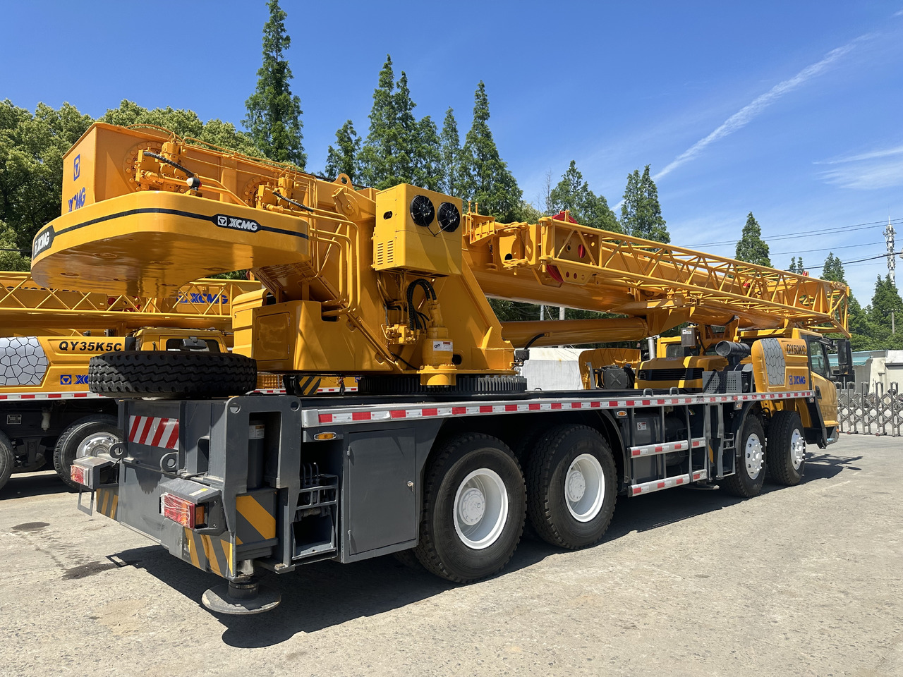 XCMG qy50kc xct55 qy55kc qy25k5c 50ton 55 ton 70 ton 85 ton 90 ton 100 ton 110 ton 130 ton truck crane - Cẩu bánh lốp: hình 2 XCMG qy50kc xct55 qy55kc qy25k5c 50ton 55 ton 70 ton 85 ton 90 ton 100 ton 110 ton 130 ton truck crane - Cẩu bánh lốp: hình 2