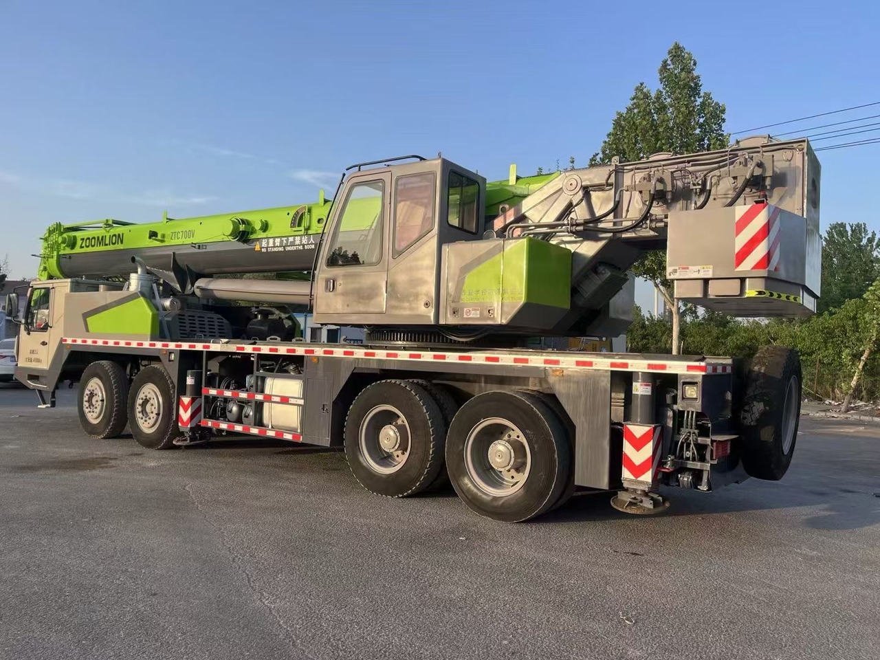 ZOOMLION ZTC700V 70 ton 80 ton ztc800v ztc1000v truck crane - Cẩu bánh lốp: hình 4 ZOOMLION ZTC700V 70 ton 80 ton ztc800v ztc1000v truck crane - Cẩu bánh lốp: hình 4