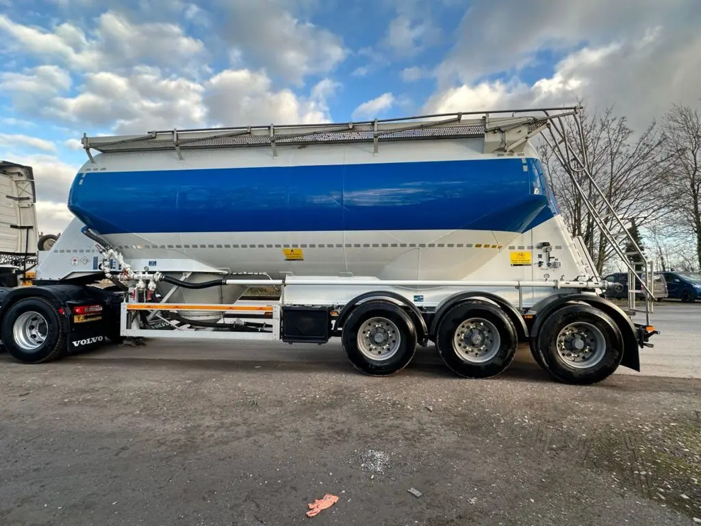 Feldbinder Powder Tanker - Sơ mi rơ moóc bồn silo: hình 3 Feldbinder Powder Tanker - Sơ mi rơ moóc bồn silo: hình 3