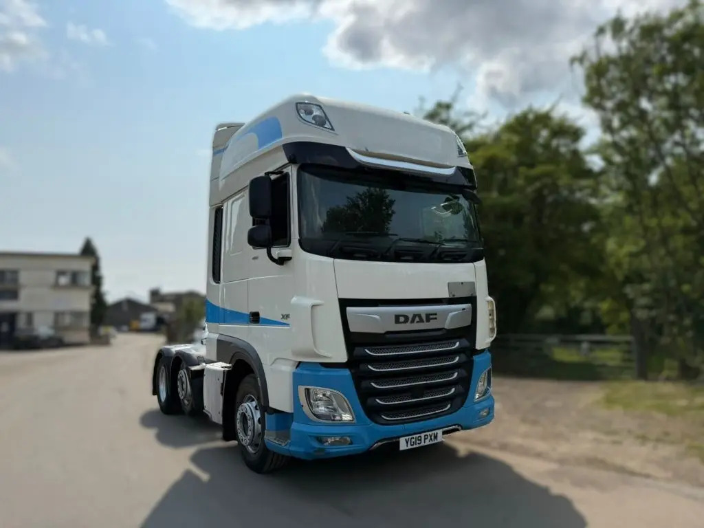 DAF XF 105 (PXM) - Xe đầu kéo: hình 1 DAF XF 105 (PXM) - Xe đầu kéo: hình 1