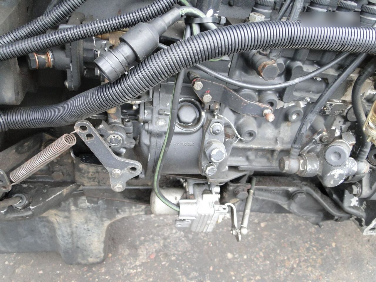 MAN D2865 LF05 MAN F90, F2000 - Động cơ cho Xe tải: hình 4 MAN D2865 LF05 MAN F90, F2000 - Động cơ cho Xe tải: hình 4
