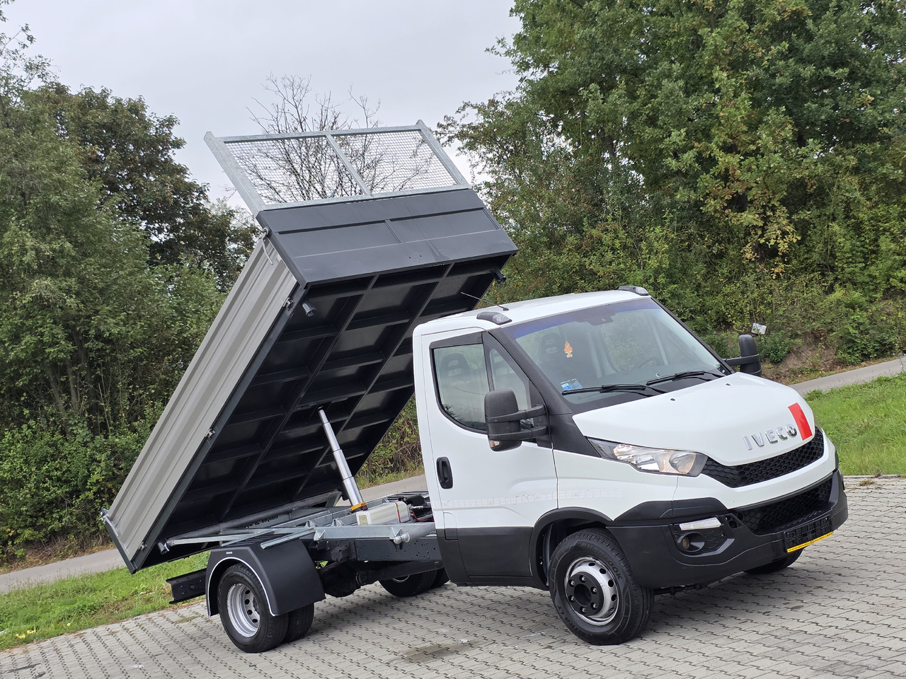 IVECO Daily 70c-17 Wywrotka 3.80 M ! Kiper 3-Stronny ! Klima ! 3.0 HPI * 170 Hp ! Super Stan ! Z Włoch ! - Xe ben nhỏ: hình 2 IVECO Daily 70c-17 Wywrotka 3.80 M ! Kiper 3-Stronny ! Klima ! 3.0 HPI * 170 Hp ! Super Stan ! Z Włoch ! - Xe ben nhỏ: hình 2