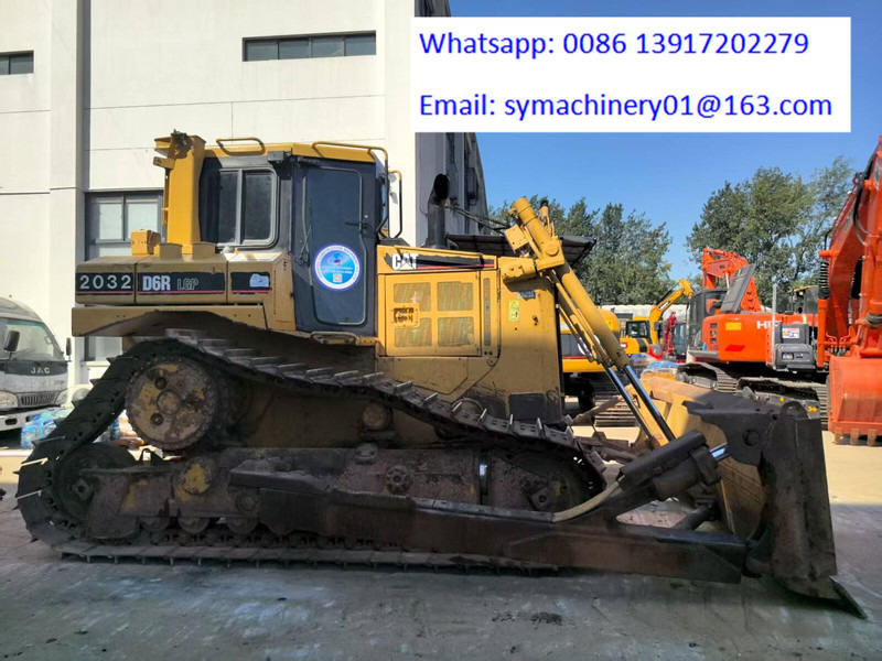 Caterpillar D6R - Máy ủi: hình 2 Caterpillar D6R - Máy ủi: hình 2
