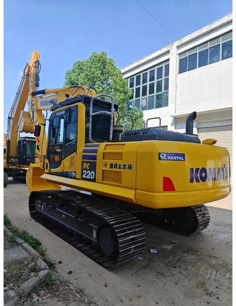 Komatsu PC220-8 - Máy xúc bánh xích: hình 5 Komatsu PC220-8 - Máy xúc bánh xích: hình 5