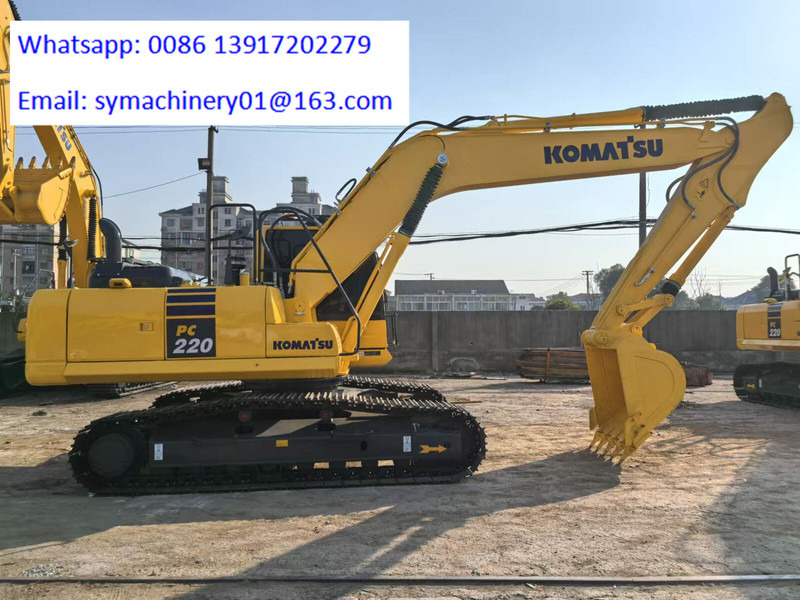 Komatsu PC220-8 - Máy xúc bánh xích: hình 2 Komatsu PC220-8 - Máy xúc bánh xích: hình 2