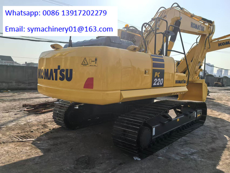 Komatsu PC220-8 - Máy xúc bánh xích: hình 3 Komatsu PC220-8 - Máy xúc bánh xích: hình 3