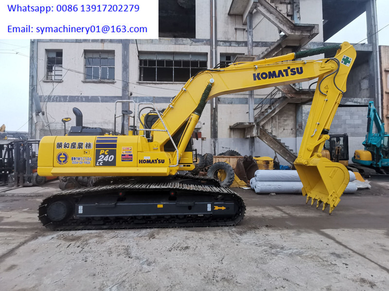 Komatsu PC240-8 - Máy xúc bánh xích: hình 3 Komatsu PC240-8 - Máy xúc bánh xích: hình 3