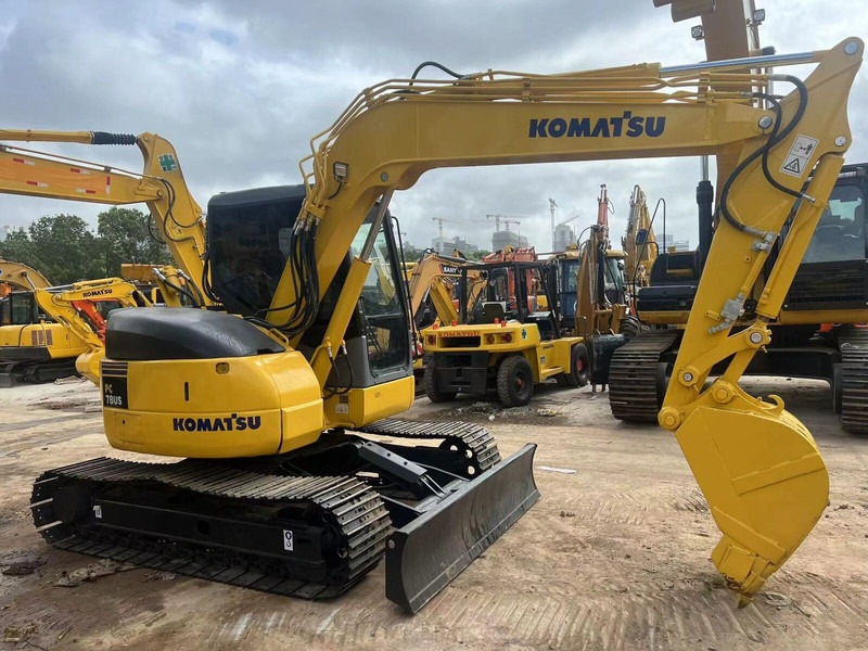 Komatsu PC78US-6 - Máy xúc mini: hình 1 Komatsu PC78US-6 - Máy xúc mini: hình 1