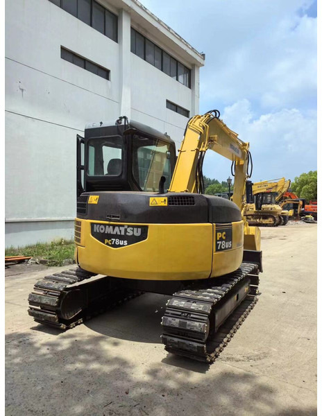Komatsu PC78US-6 - Máy xúc bánh xích: hình 2 Komatsu PC78US-6 - Máy xúc bánh xích: hình 2