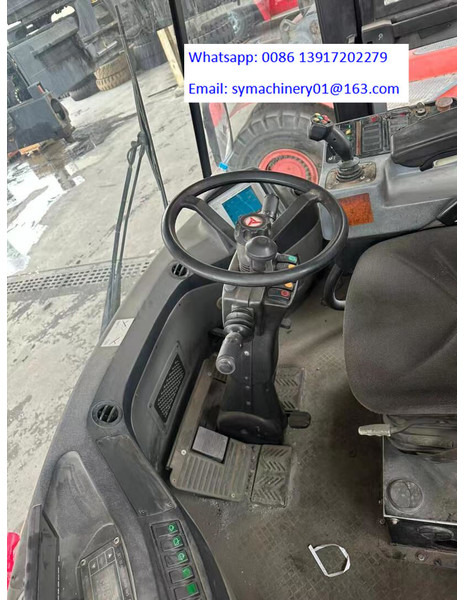 Sany SRSC45C23 - Xe tiếp cận xếp chồng: hình 5 Sany SRSC45C23 - Xe tiếp cận xếp chồng: hình 5
