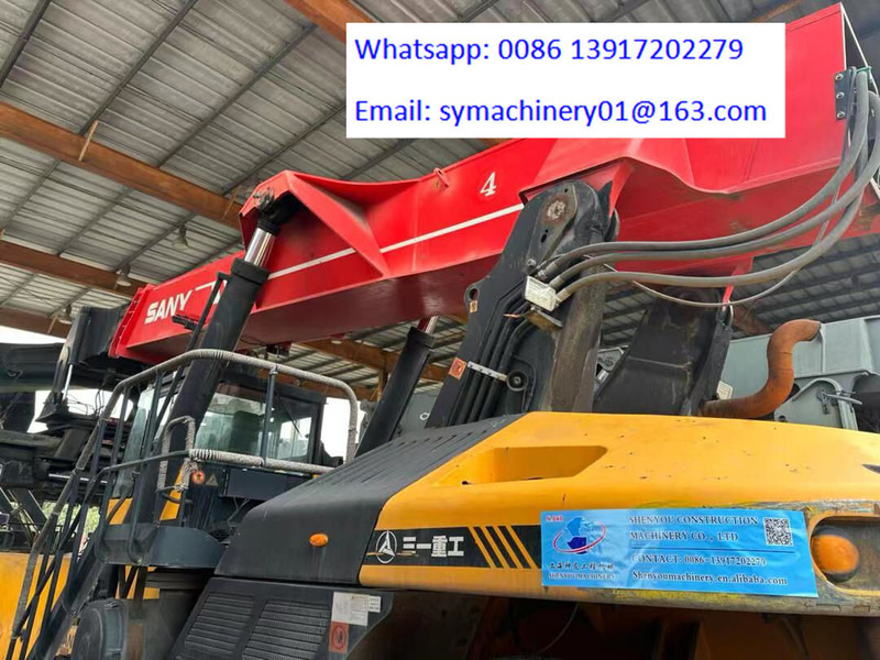Sany SRSC45C23 - Xe tiếp cận xếp chồng: hình 3 Sany SRSC45C23 - Xe tiếp cận xếp chồng: hình 3