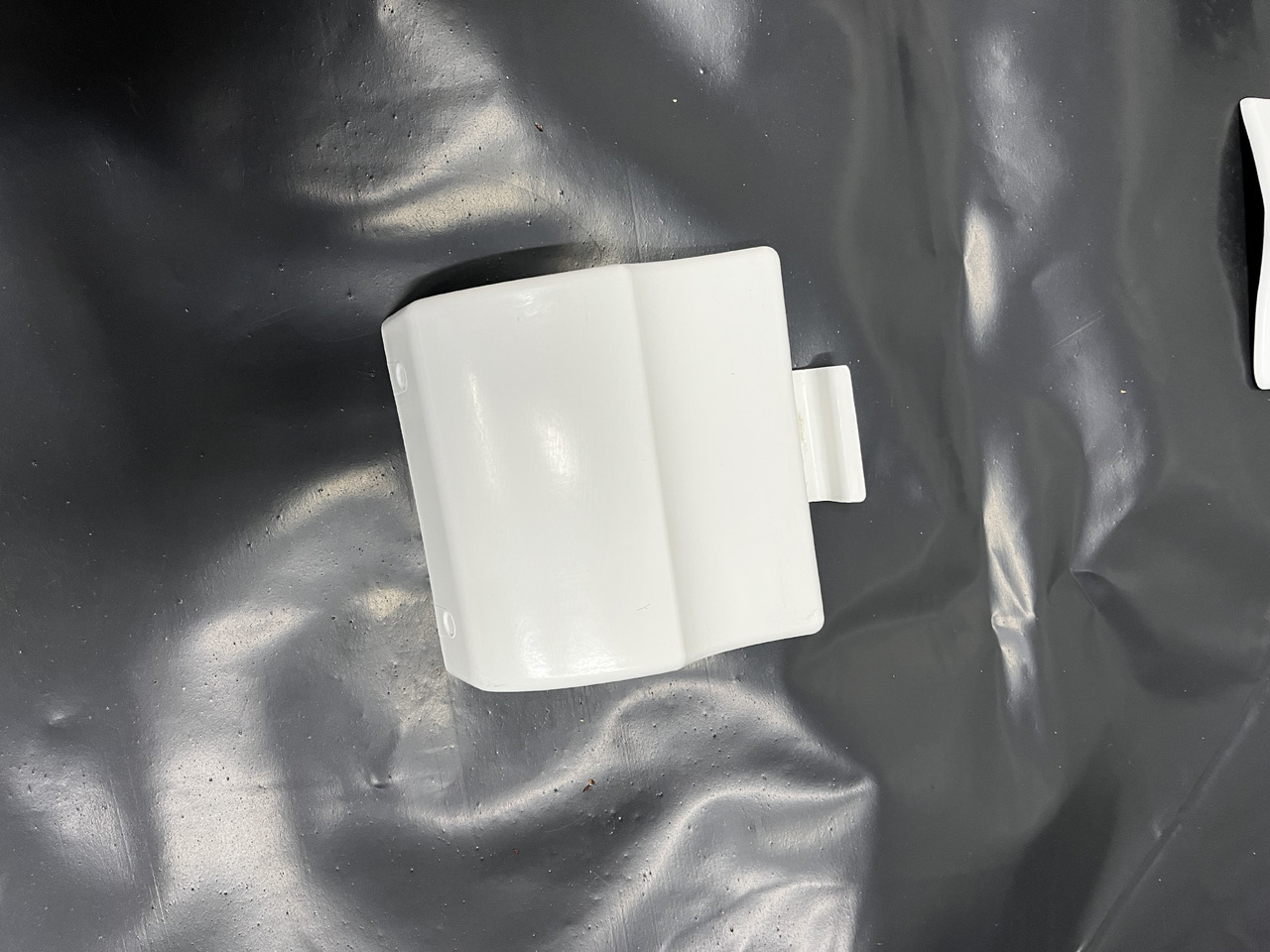 Komplet zaślepek zderzak tył MAN Lions Coach Euro 6 MAN Lion’s Coach Euro 6, po 2018 - Cản xe cho Xe đò: hình 4 Komplet zaślepek zderzak tył MAN Lions Coach Euro 6 MAN Lion’s Coach Euro 6, po 2018 - Cản xe cho Xe đò: hình 4