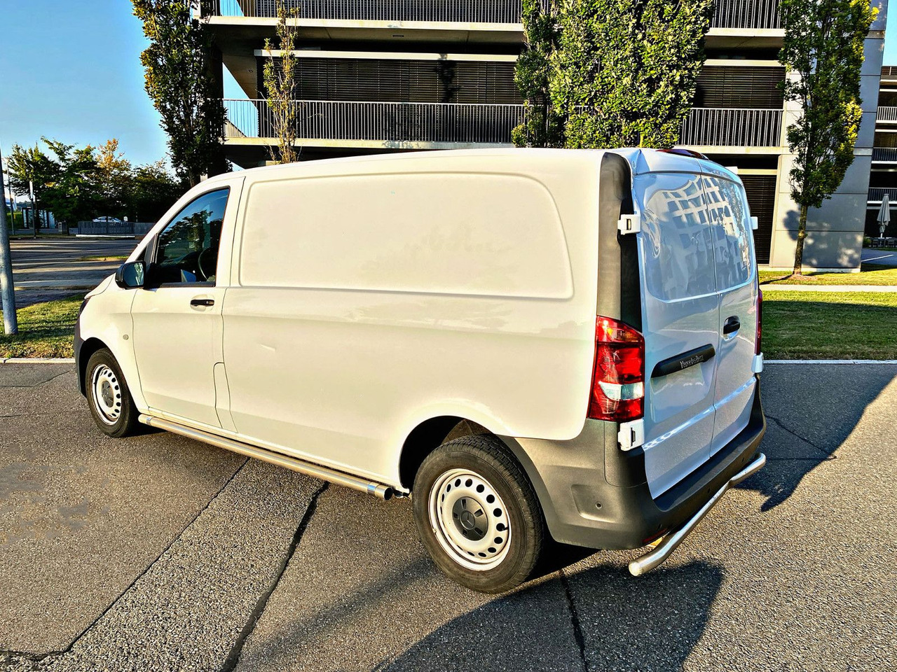 Mercedes-Benz Vito Kasten 111 CDI FWD kompakt|Kamera|Navi|19% - Xe van nhỏ gọn: hình 5 Mercedes-Benz Vito Kasten 111 CDI FWD kompakt|Kamera|Navi|19% - Xe van nhỏ gọn: hình 5