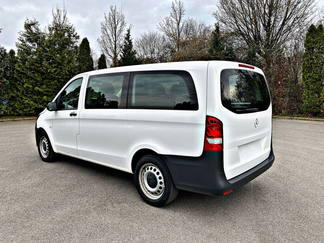 Mercedes-Benz Vito Tourer 114 CDI|Pro|Allrad|lang|8-Sitze|19% - Xe van chở khách: hình 5 Mercedes-Benz Vito Tourer 114 CDI|Pro|Allrad|lang|8-Sitze|19% - Xe van chở khách: hình 5