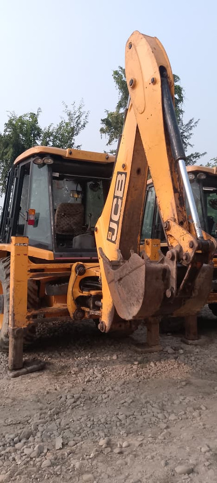 JCB 3DX - Máy xúc trước múc sau: hình 4 JCB 3DX - Máy xúc trước múc sau: hình 4