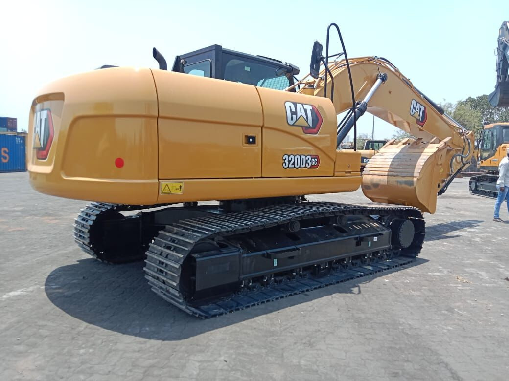 New Caterpillar 320D3GC tracked excavator - Máy xúc bánh xích: hình 2 New Caterpillar 320D3GC tracked excavator - Máy xúc bánh xích: hình 2