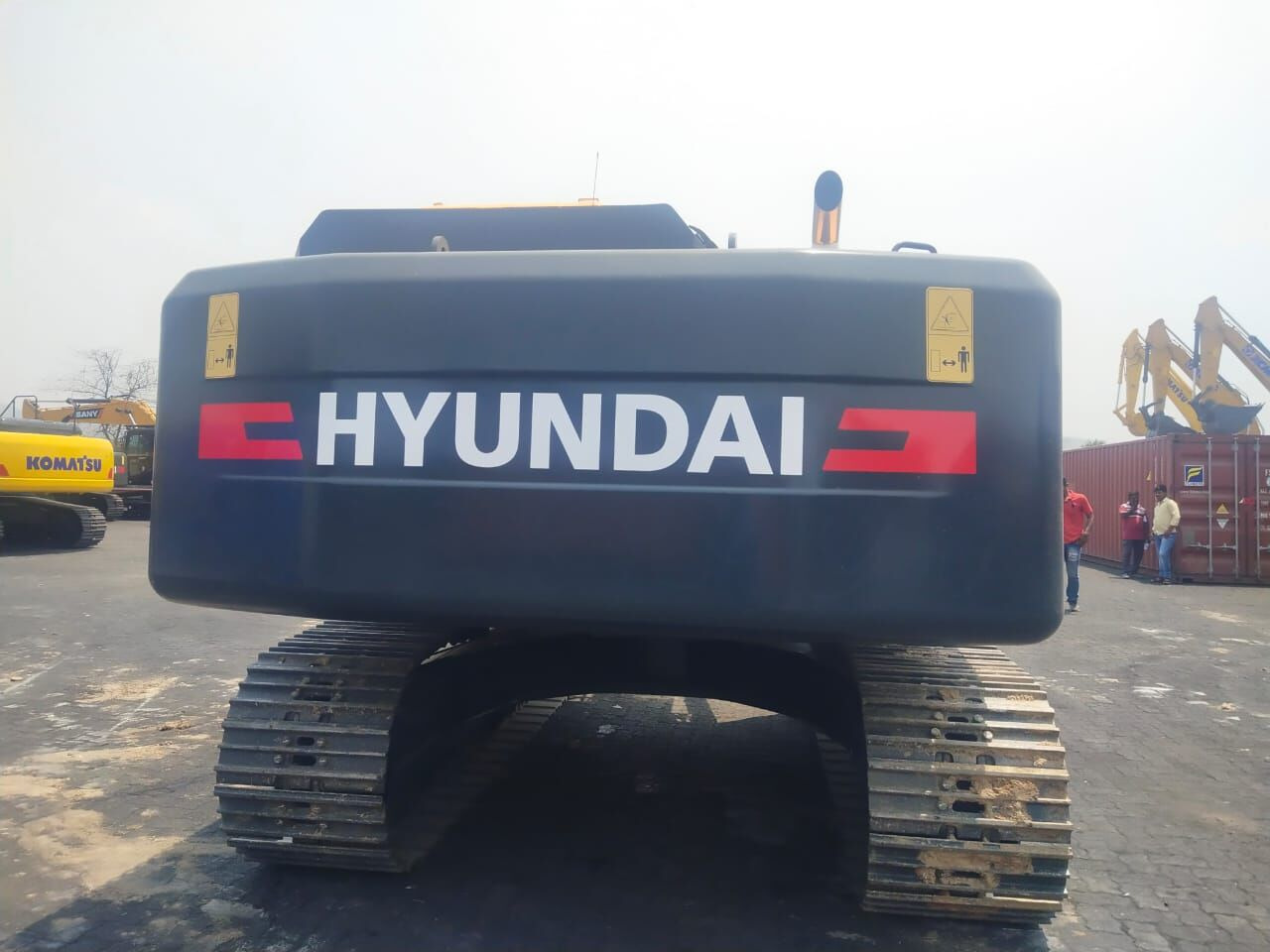 New Hyundai R210 tracked excavator - Máy xúc bánh xích: hình 4 New Hyundai R210 tracked excavator - Máy xúc bánh xích: hình 4