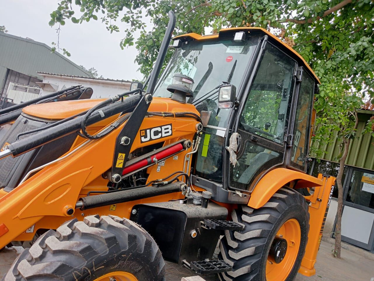 New JCB 3CX backhoe loader - Máy xúc trước múc sau: hình 2 New JCB 3CX backhoe loader - Máy xúc trước múc sau: hình 2