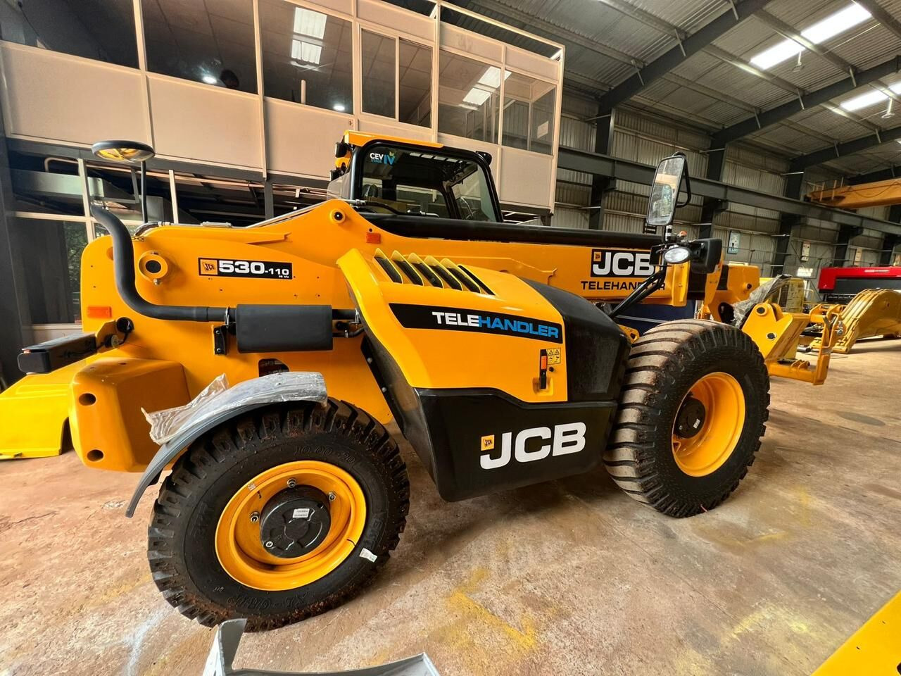 New JCB 530-110 telehandler - Xe nhấc hình viễn vọng kính: hình 1 New JCB 530-110 telehandler - Xe nhấc hình viễn vọng kính: hình 1