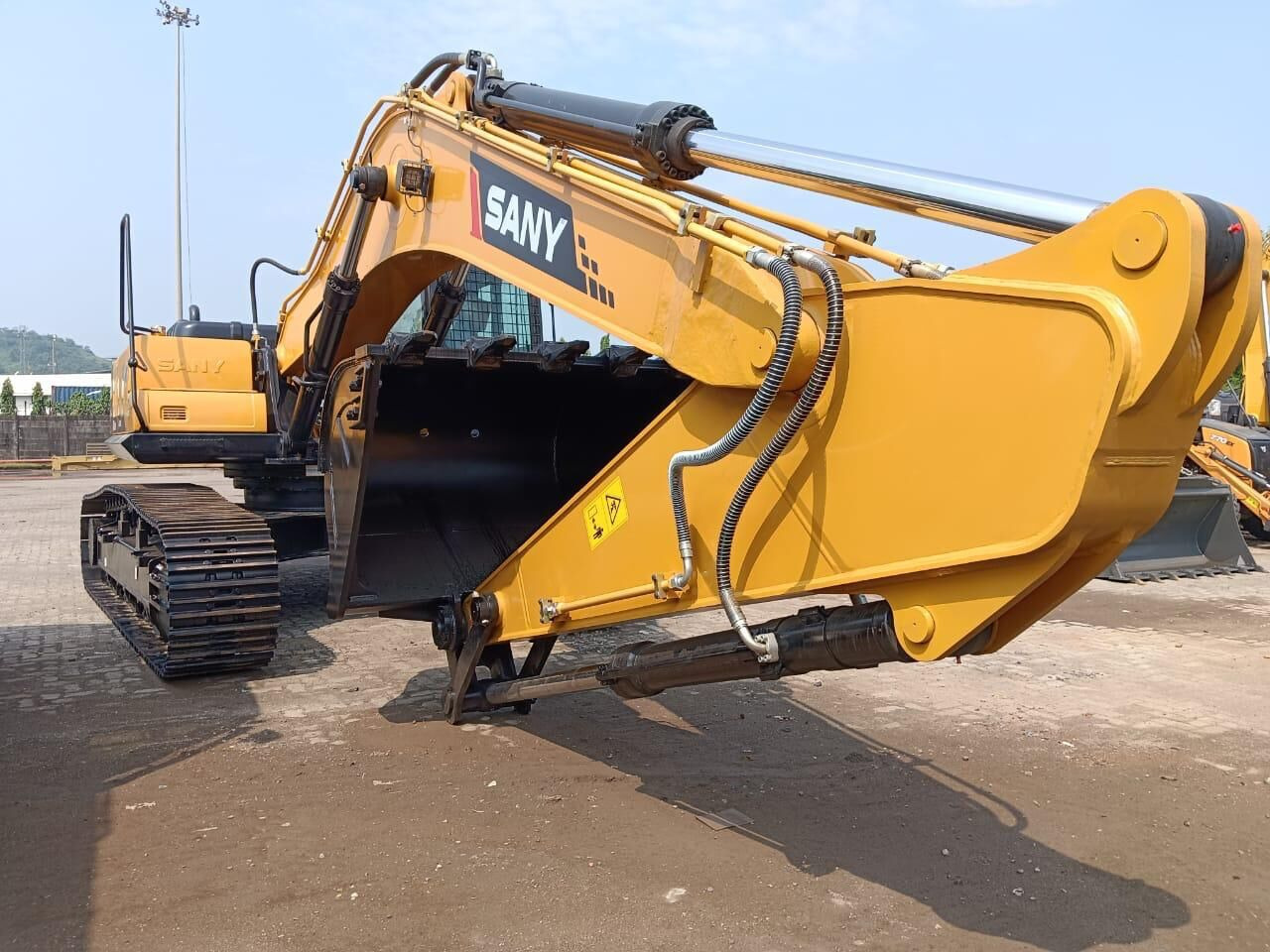 New Sany SY 350 tracked excavator - Máy xúc bánh xích: hình 5 New Sany SY 350 tracked excavator - Máy xúc bánh xích: hình 5
