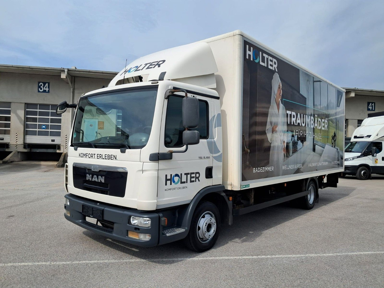MAN TGL 8.180 Koffer mit LBW | Klima | Diff. | Tempo - Xe tải hộp: hình 1 MAN TGL 8.180 Koffer mit LBW | Klima | Diff. | Tempo - Xe tải hộp: hình 1
