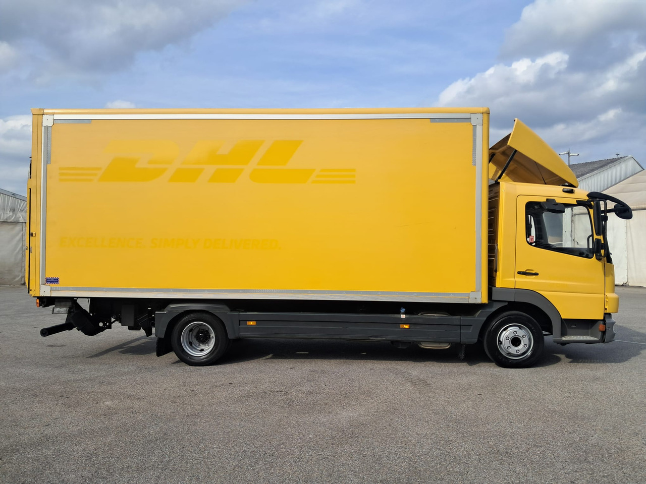 MERCEDES-BENZ ATEGO 8 16 Koffer mit LBW | Schalter | EZ 2013 - Xe tải hộp: hình 3 MERCEDES-BENZ ATEGO 8 16 Koffer mit LBW | Schalter | EZ 2013 - Xe tải hộp: hình 3