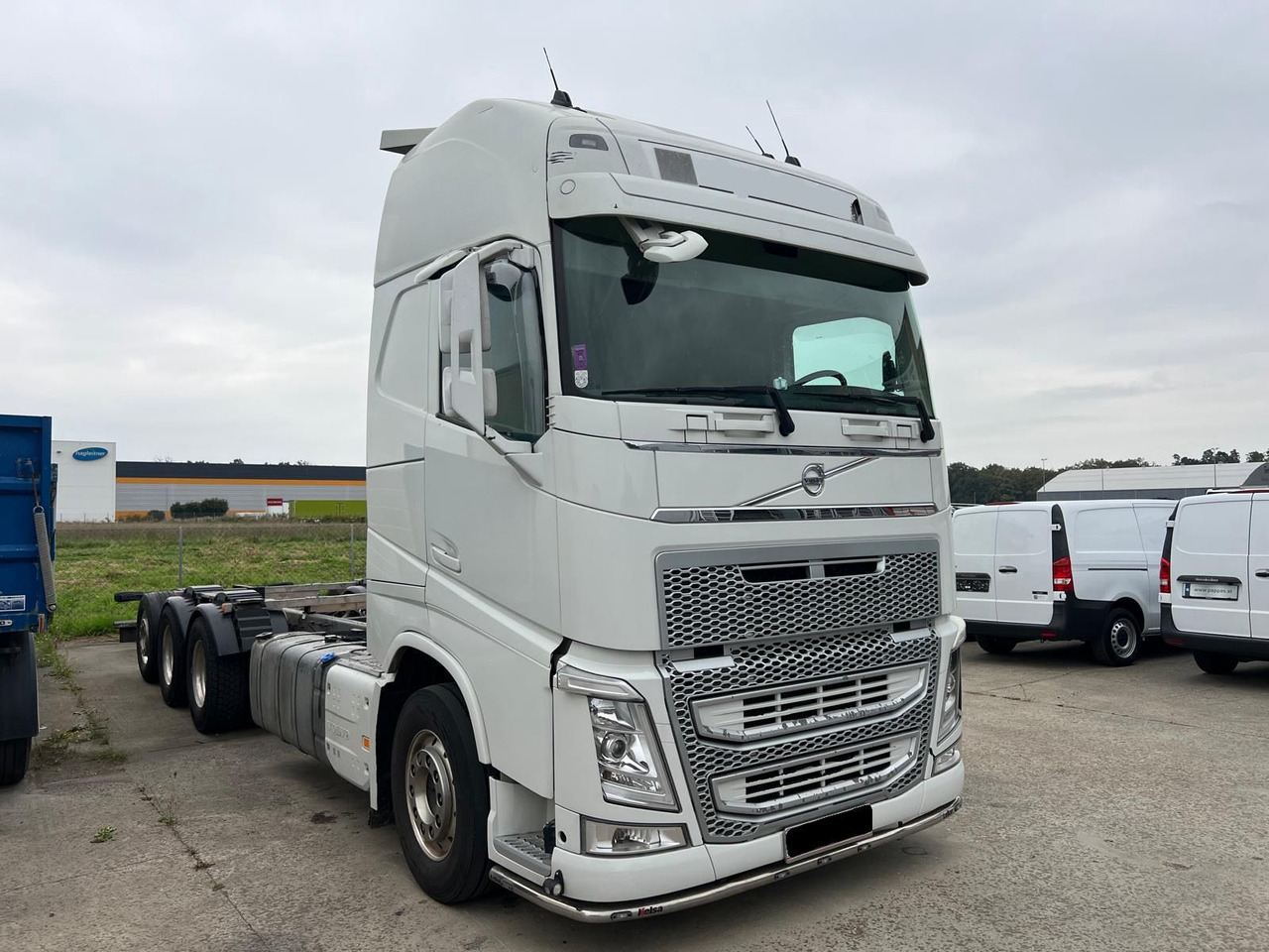 VOLVO FH 540 8x4 Fahrgestell - Xe tải khung gầm: hình 2 VOLVO FH 540 8x4 Fahrgestell - Xe tải khung gầm: hình 2