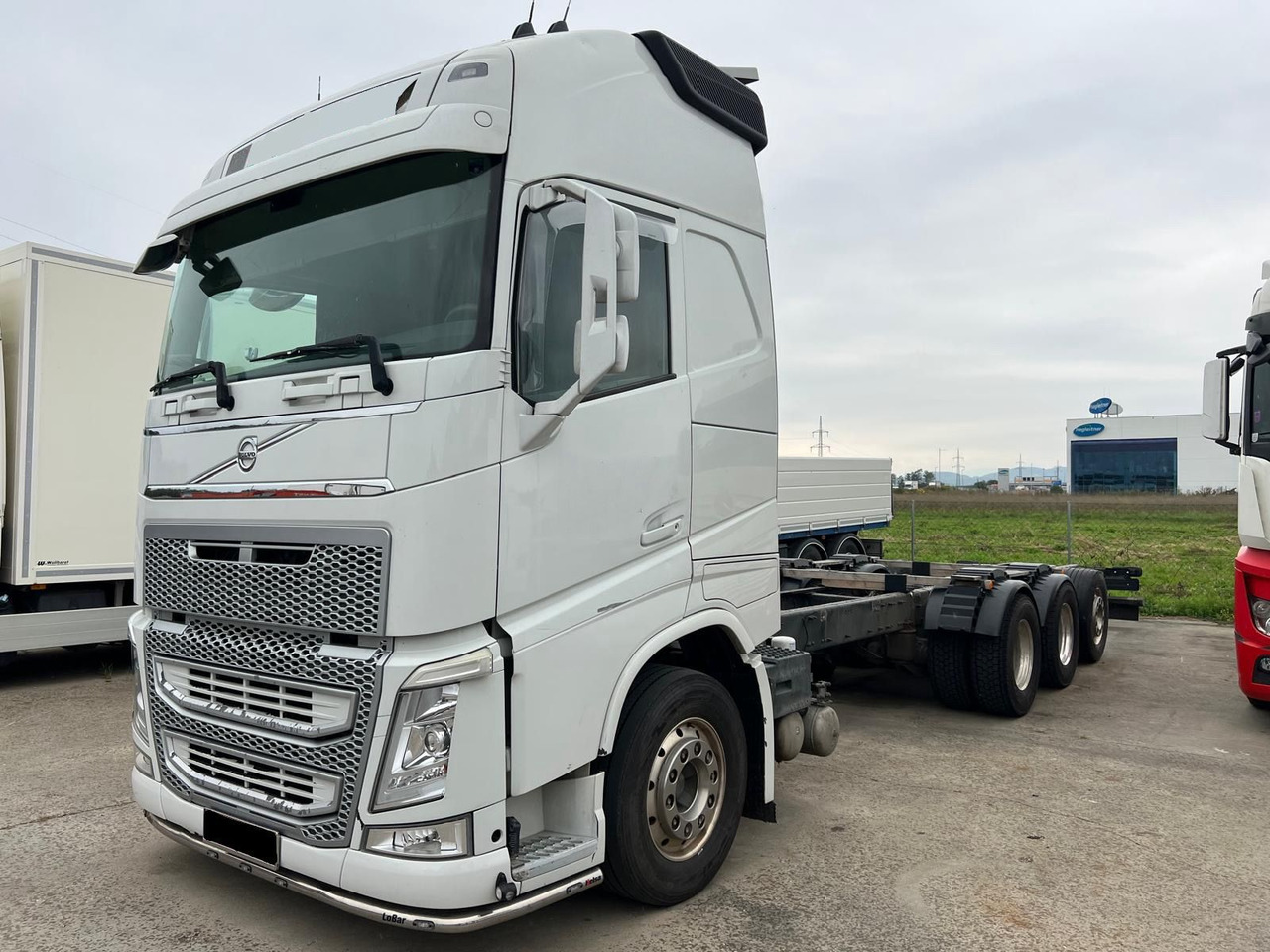 VOLVO FH 540 8x4 Fahrgestell - Xe tải khung gầm: hình 1 VOLVO FH 540 8x4 Fahrgestell - Xe tải khung gầm: hình 1