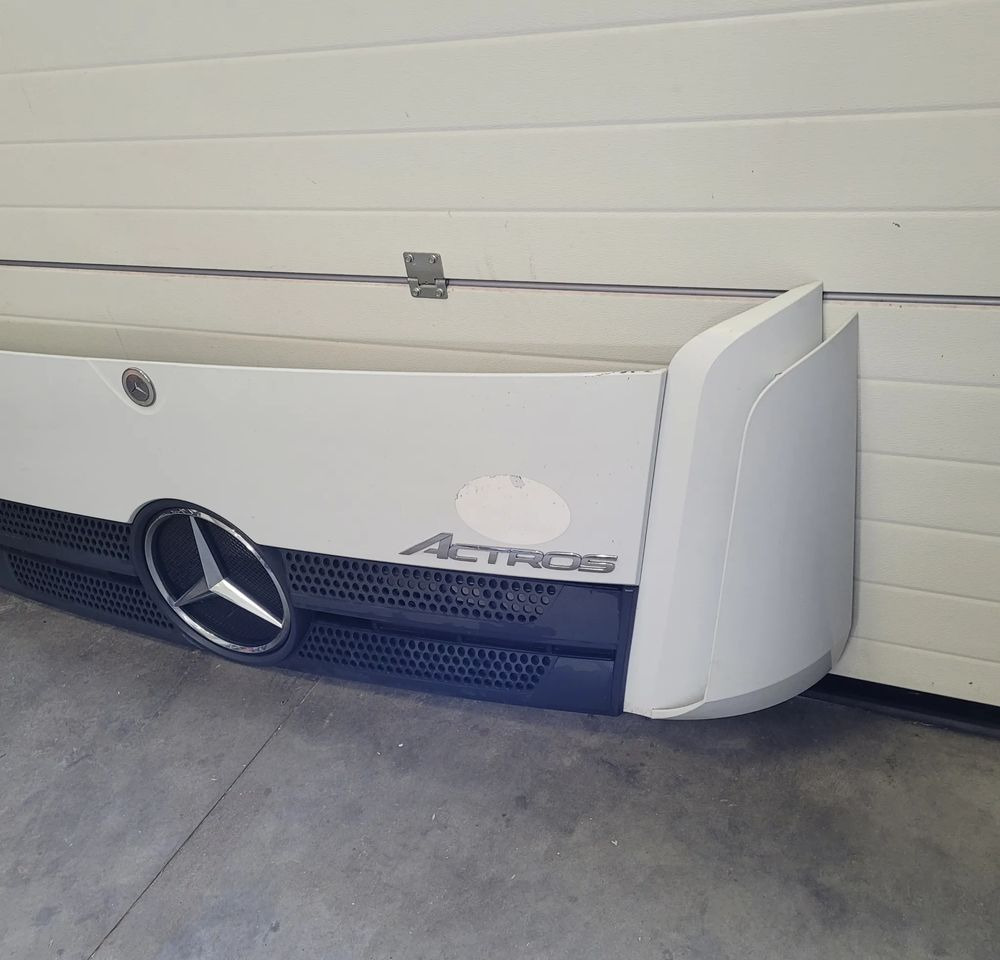 ATRAPA MASKA ACTROS MP4 SZEROKA KABINA ORYGINAŁ - Nắp máy cho Xe tải: hình 2 ATRAPA MASKA ACTROS MP4 SZEROKA KABINA ORYGINAŁ - Nắp máy cho Xe tải: hình 2